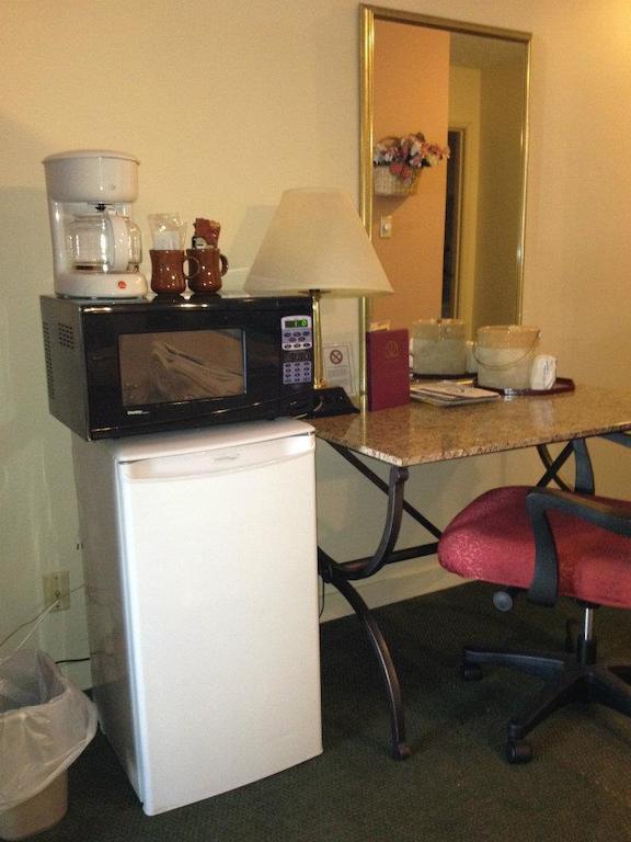 Travelodge By Wyndham Wasaga Beach Esterno foto