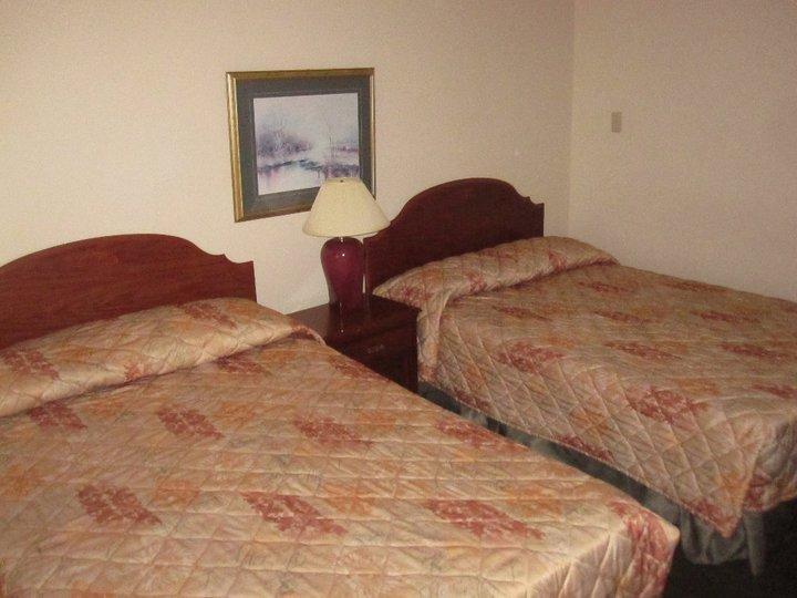 Travelodge By Wyndham Wasaga Beach Esterno foto